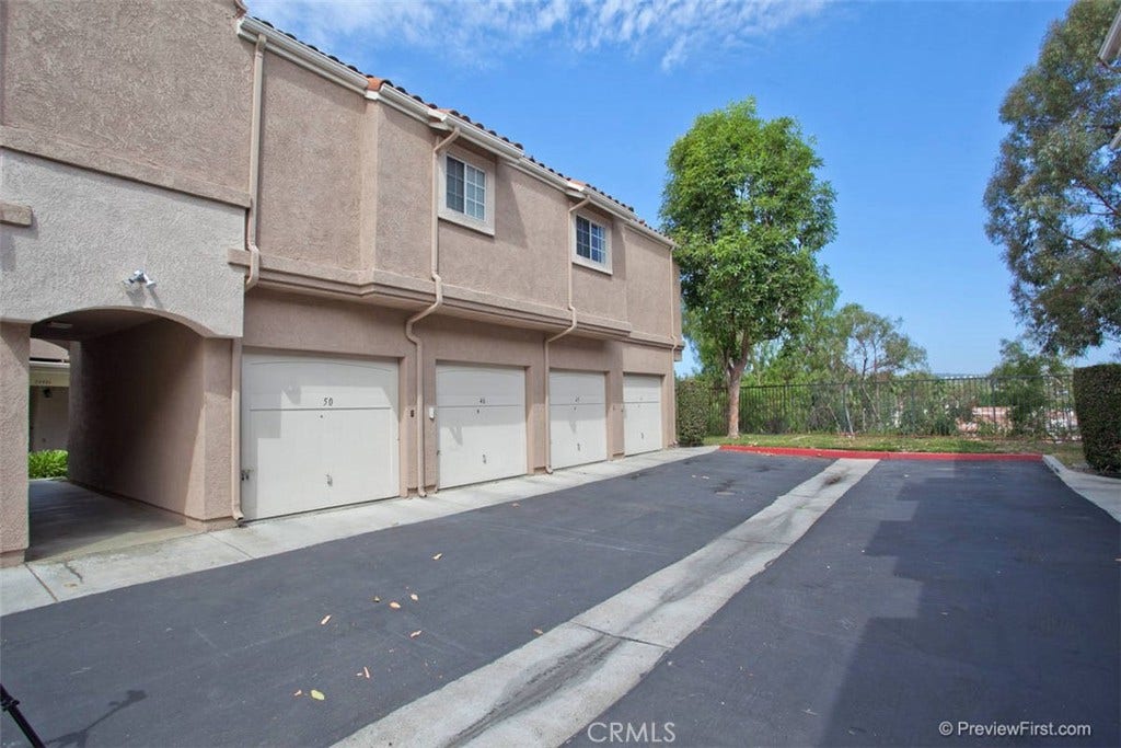 24458 Howes, Laguna Niguel, CA 92677 24458 Howes, Laguna Niguel, CA 92677