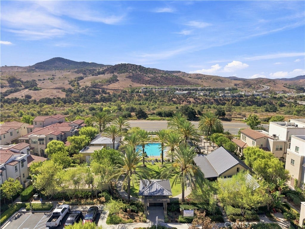 23 Hoya Street, Rancho Mission Viejo, CA 92694 23 Hoya Street, Rancho Mission Viejo, CA 92694