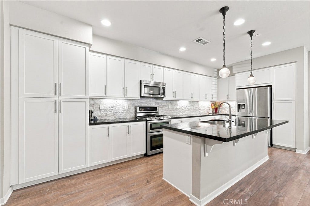 23 Hoya Street, Rancho Mission Viejo, CA 92694 23 Hoya Street, Rancho Mission Viejo, CA 92694