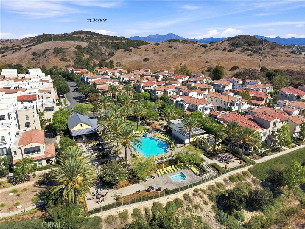 23 Hoya Street, Rancho Mission Viejo, CA 92694 23 Hoya Street, Rancho Mission Viejo, CA 92694