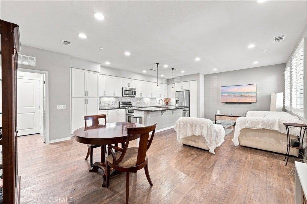 23 Hoya Street, Rancho Mission Viejo, CA 92694 23 Hoya Street, Rancho Mission Viejo, CA 92694
