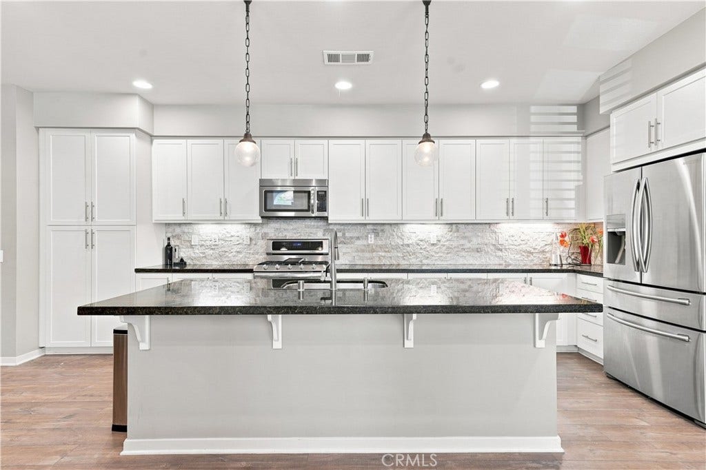 23 Hoya Street, Rancho Mission Viejo, CA 92694 23 Hoya Street, Rancho Mission Viejo, CA 92694