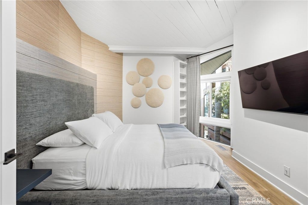 Secondary bedroom 4