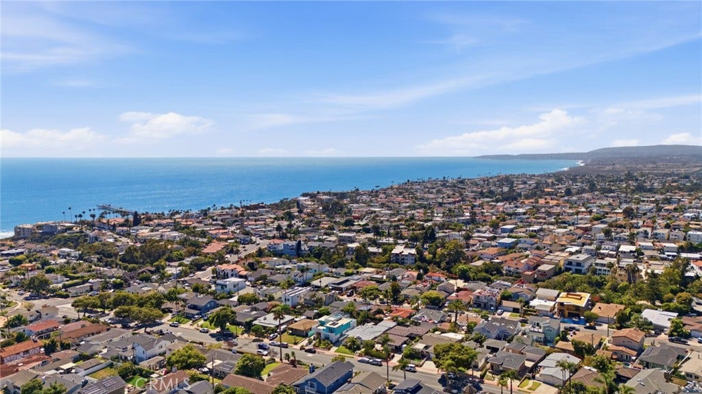 103 W Avenida Santiago, San Clemente, CA 92672 103 W Avenida Santiago, San Clemente, CA 92672