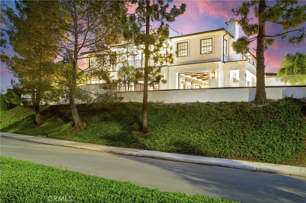 6 Pinehurst Ln, Newport Beach, CA 92660 6 Pinehurst Ln, Newport Beach, CA 92660