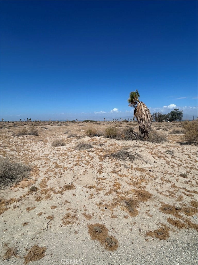 Property photo for 1376 Beacon Avenue, Thermal, CA
