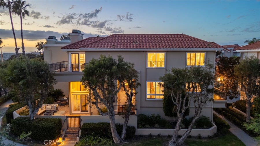 Property photo for 6011 Shadowbrook, Huntington Beach, CA