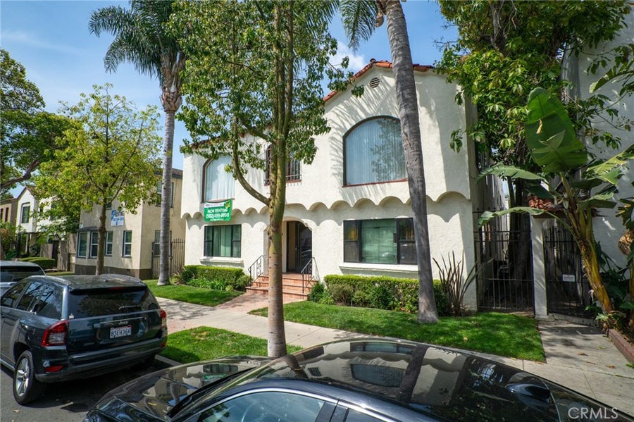 Property photo for 2059 Cedar Avenue, Long Beach, CA