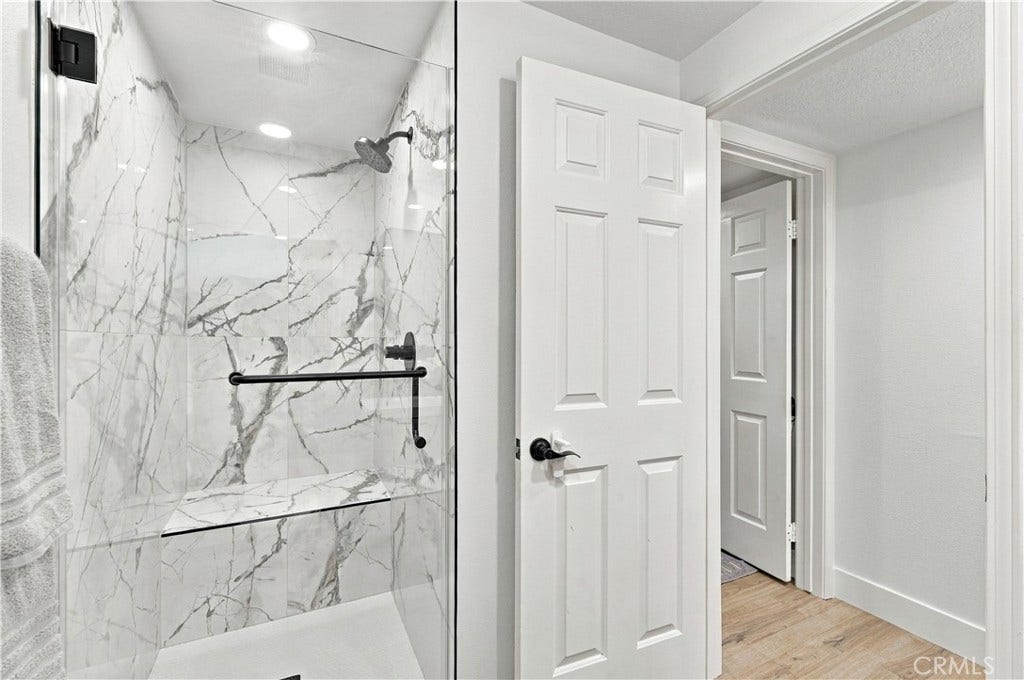 28482 Shrike, Laguna Niguel, CA 92677 Downstairs bathroom