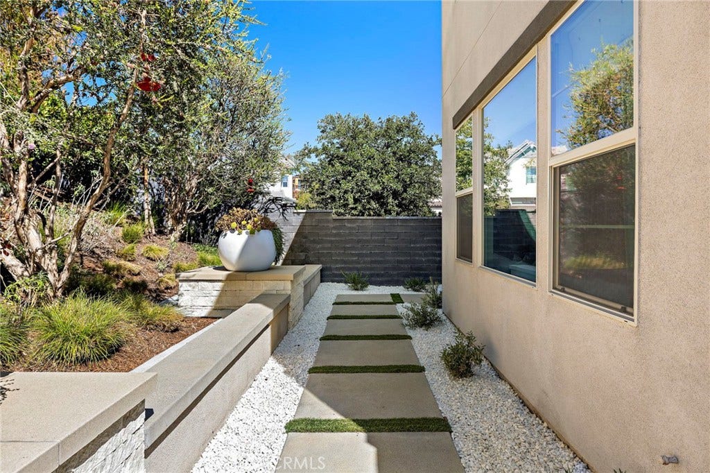 655 Leonard Drive, Rancho Mission Viejo, CA 92694