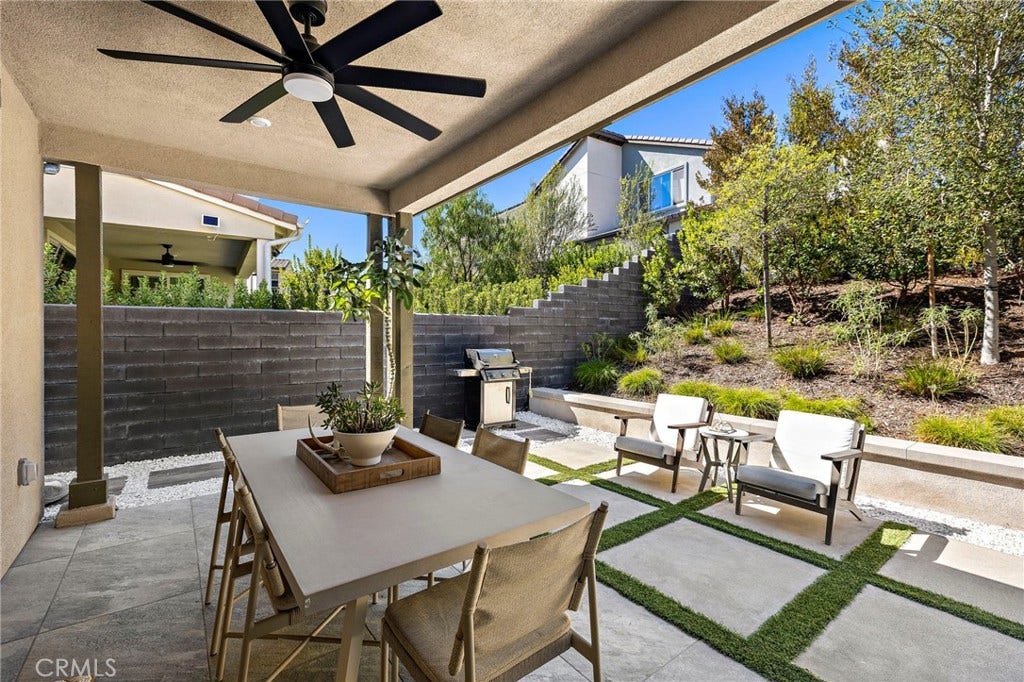 655 Leonard Drive, Rancho Mission Viejo, CA 92694