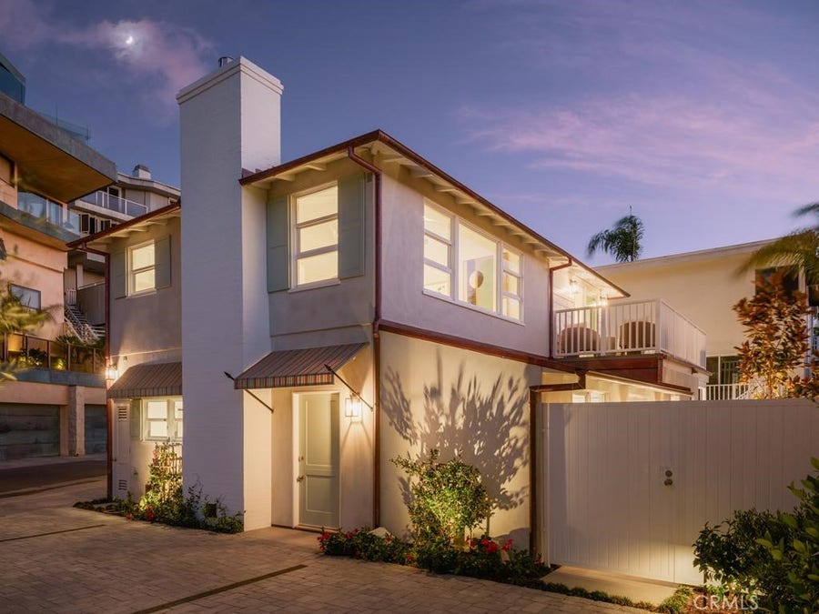 Property photo for 2715 Cove, Corona Del Mar, CA