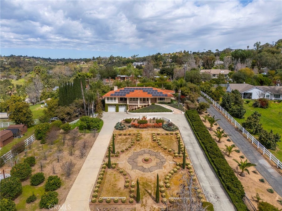 Property photo for 2740 Los Alisos Drive, Fallbrook, CA