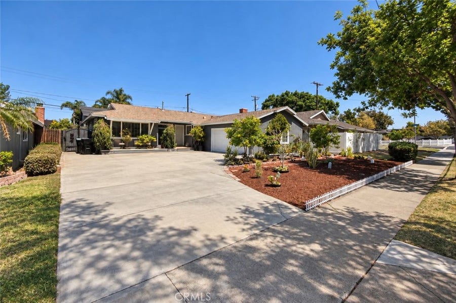 Property photo for 1521 W Crone, Anaheim, CA