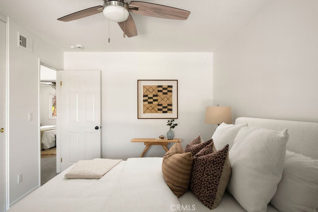25621 Via Viento, Mission Viejo, CA 92691 25621 Via Viento, Mission Viejo, CA 92691