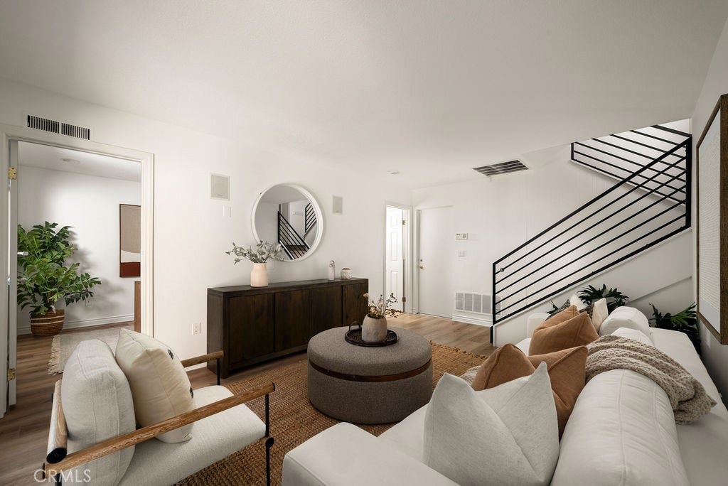 25621 Via Viento, Mission Viejo, CA 92691 25621 Via Viento, Mission Viejo, CA 92691