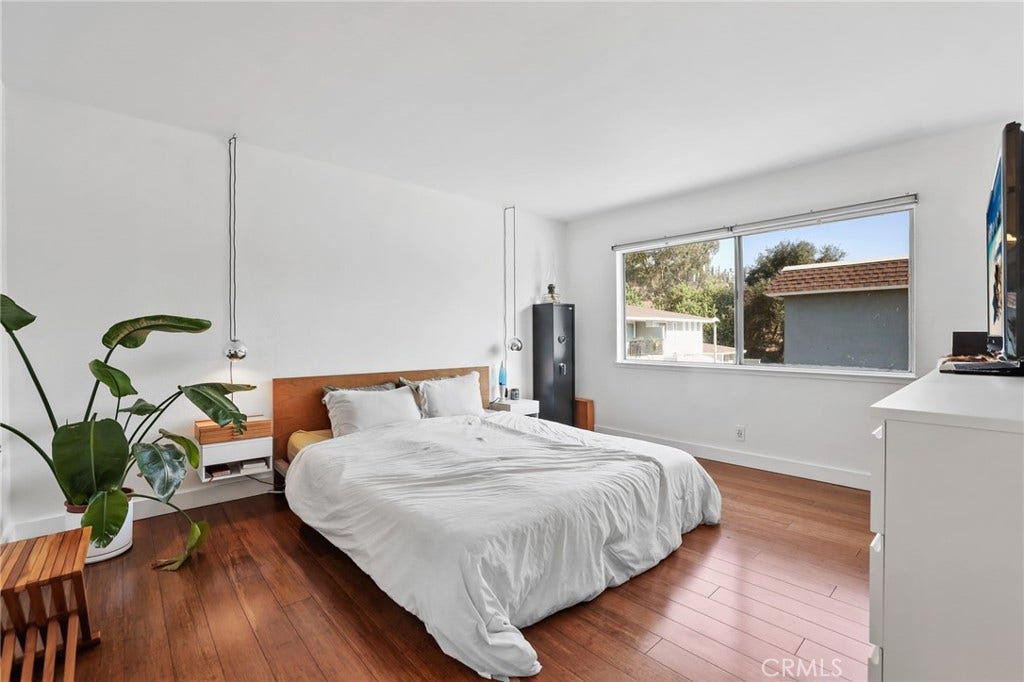 25987 Via Pera, Mission Viejo, CA 92691 25987 Via Pera, Mission Viejo, CA 92691