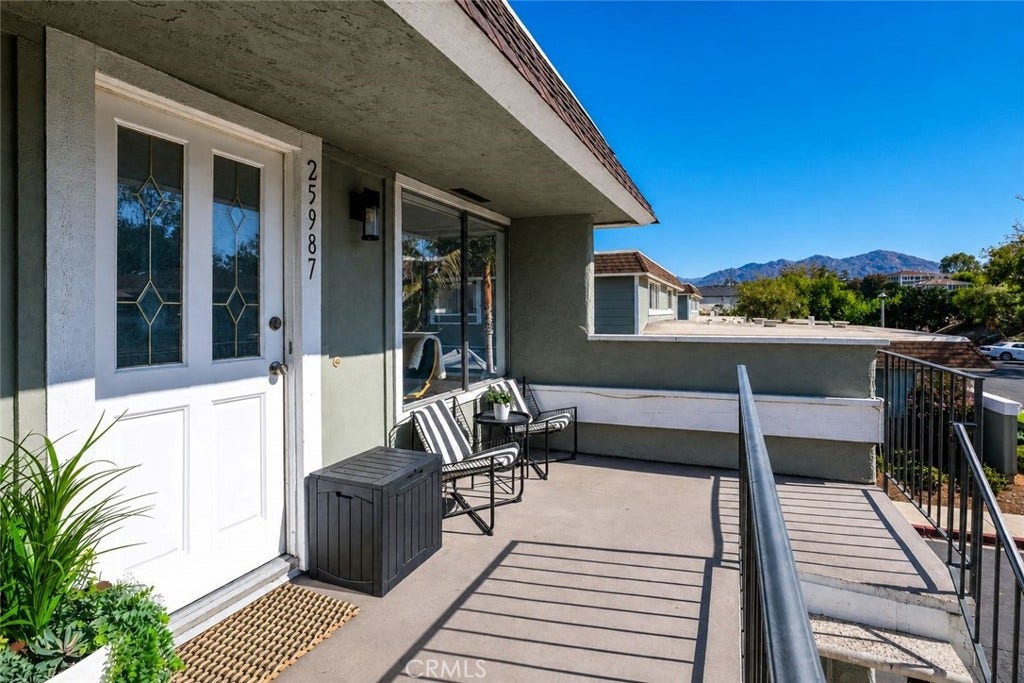 25987 Via Pera, Mission Viejo, CA 92691 25987 Via Pera, Mission Viejo, CA 92691