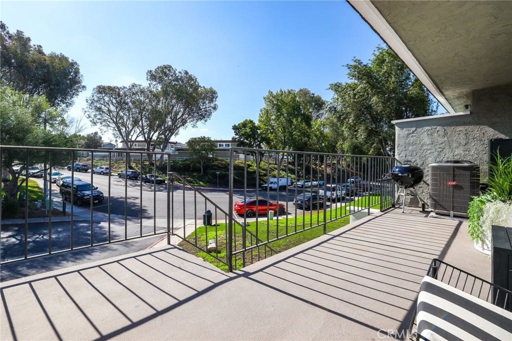 25987 Via Pera, Mission Viejo, CA 92691 25987 Via Pera, Mission Viejo, CA 92691