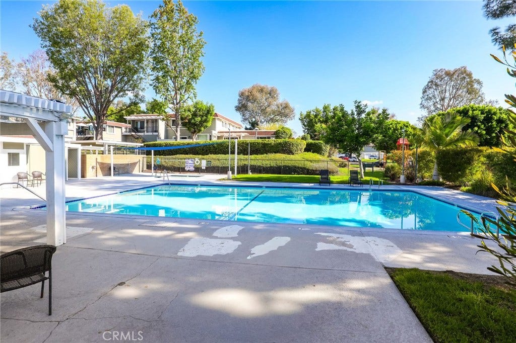 25987 Via Pera, Mission Viejo, CA 92691 25987 Via Pera, Mission Viejo, CA 92691