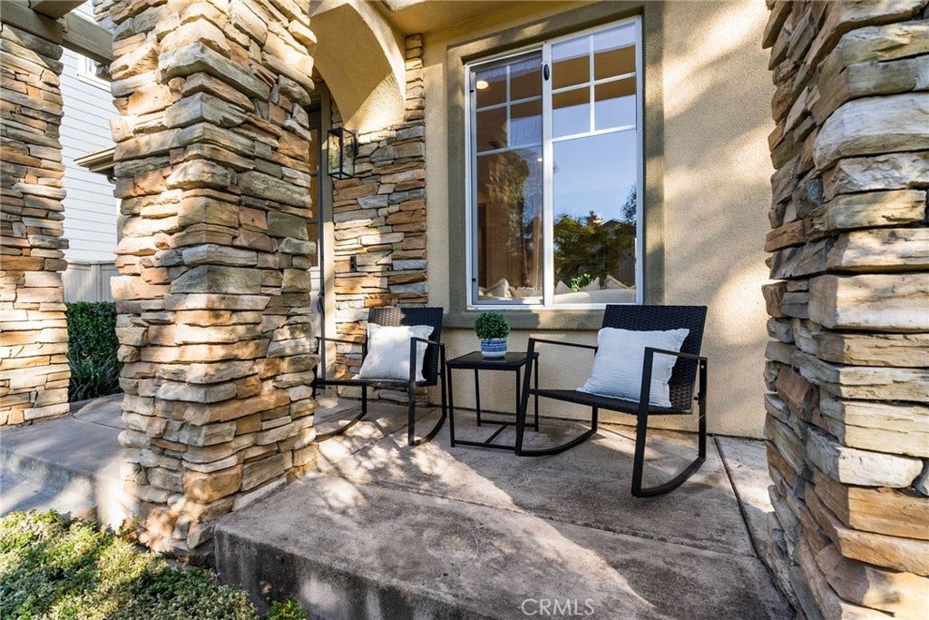 34 Snapdragon Street, Ladera Ranch, CA 92694 34 Snapdragon Street, Ladera Ranch, CA 92694