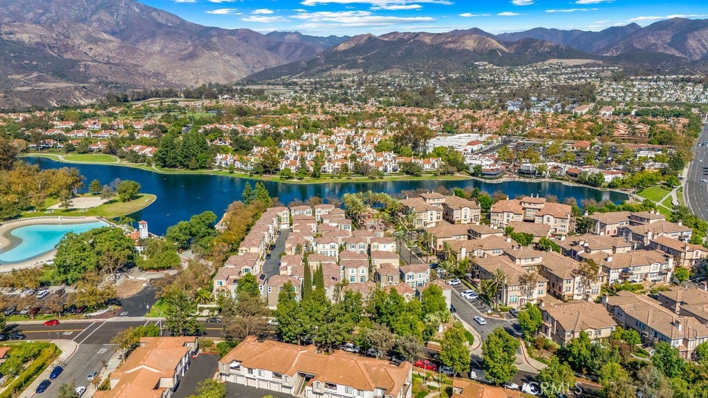 205 Montana Del Lago, Rancho Santa Margarita, CA 92688 205 Montana Del Lago, Rancho Santa Margarita, CA 92688