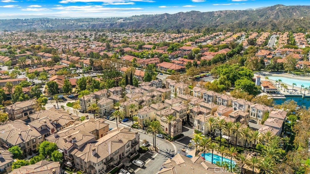 205 Montana Del Lago, Rancho Santa Margarita, CA 92688 205 Montana Del Lago, Rancho Santa Margarita, CA 92688