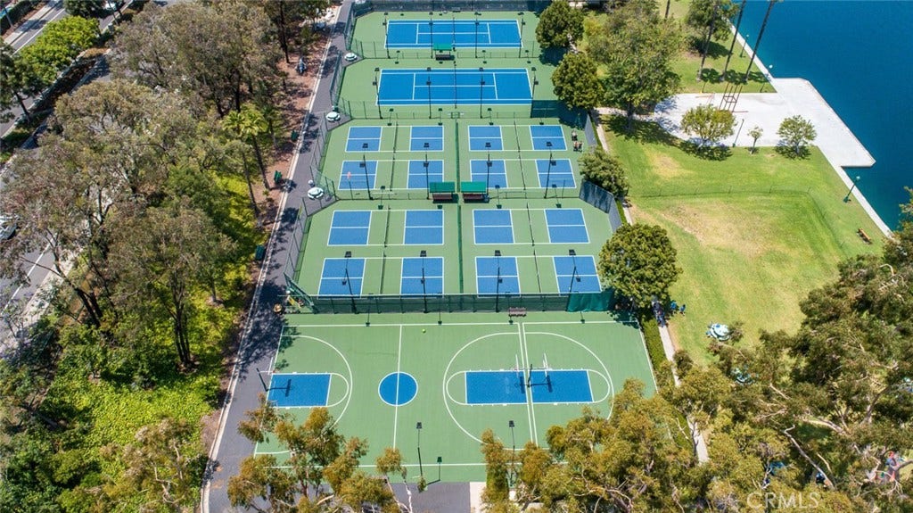 24782 Rochelle Lane, Lake Forest, CA 92630 24782 Rochelle Lane, Lake Forest, CA 92630
