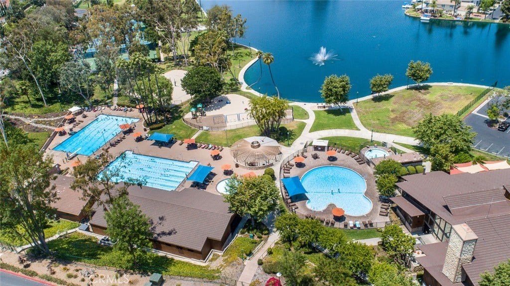 24782 Rochelle Lane, Lake Forest, CA 92630 24782 Rochelle Lane, Lake Forest, CA 92630
