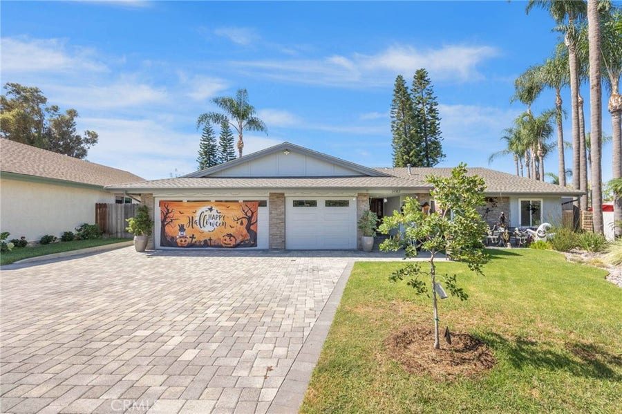 Property photo for 24382 Corta Cresta, Lake Forest, CA