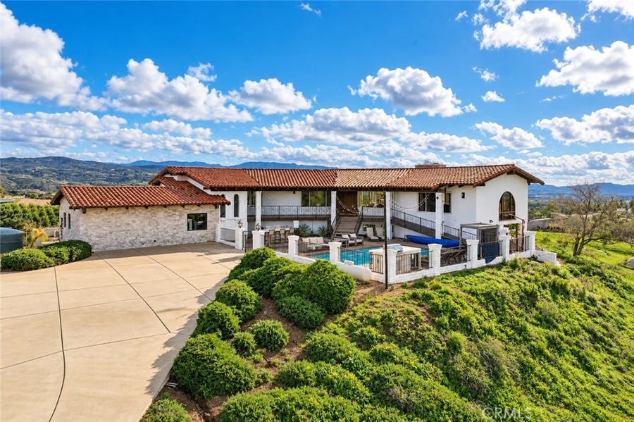 Property photo for 38225 Camino Sierra, Temecula, CA