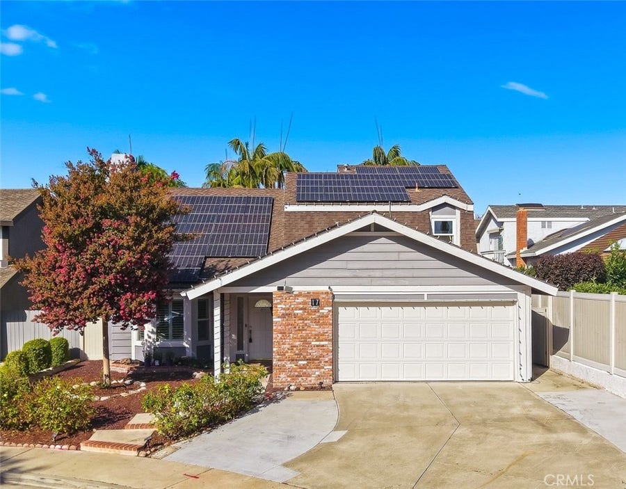 Property photo for 17 Whitney, Irvine, CA