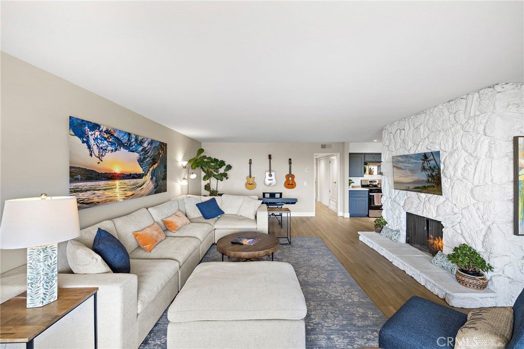 320 Encino Lane, #2, San Clemente, CA 92672 320 Encino Lane, #2, San Clemente, CA 92672