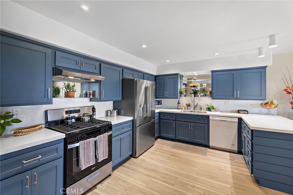320 Encino Lane, #2, San Clemente, CA 92672 320 Encino Lane, #2, San Clemente, CA 92672