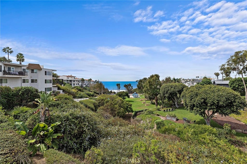 320 Encino Lane, #2, San Clemente, CA 92672 320 Encino Lane, #2, San Clemente, CA 92672