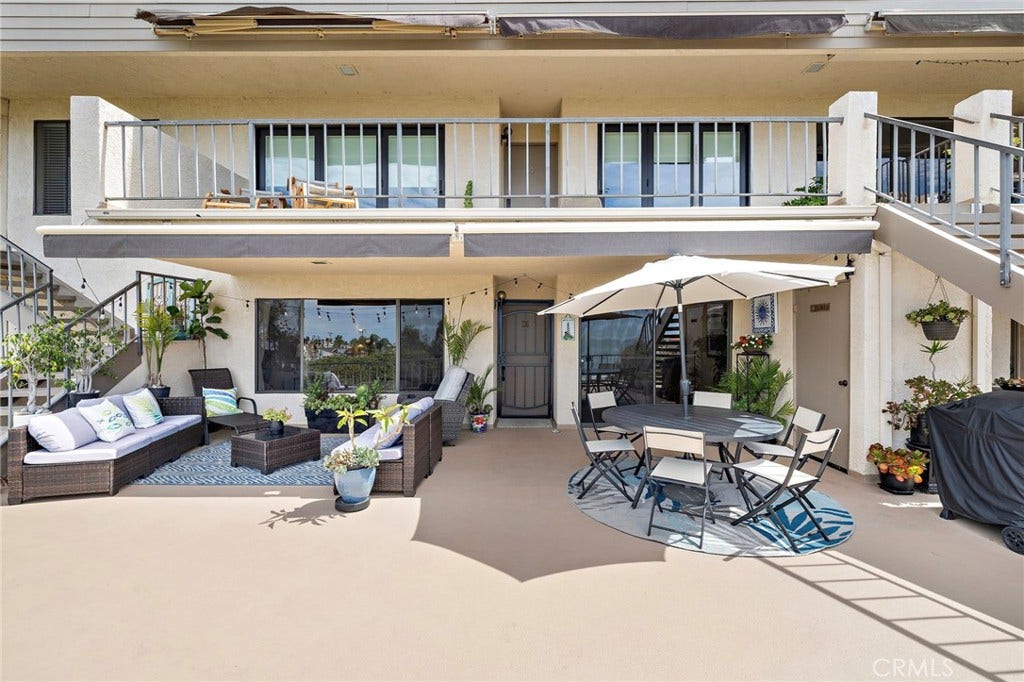 320 Encino Lane, #2, San Clemente, CA 92672 320 Encino Lane, #2, San Clemente, CA 92672