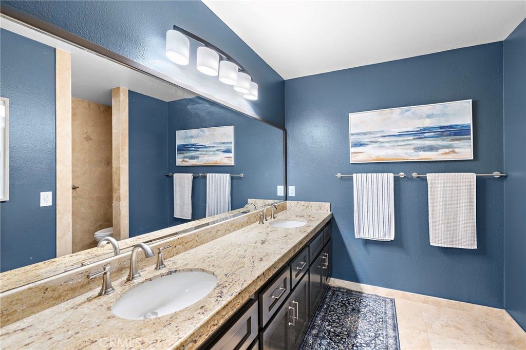 320 Encino Lane, #2, San Clemente, CA 92672 320 Encino Lane, #2, San Clemente, CA 92672