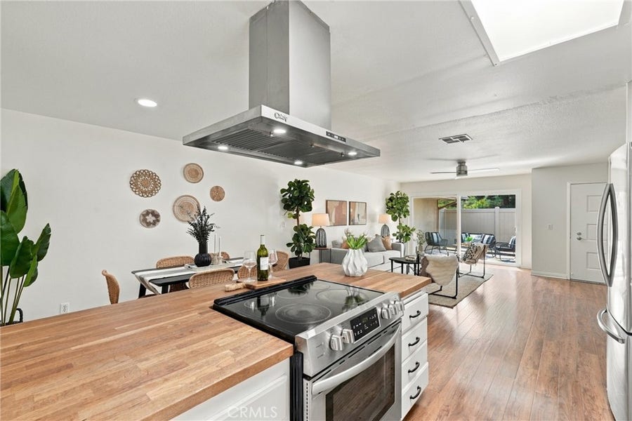 Property photo for 23496 Los Adornos, Aliso Viejo, CA