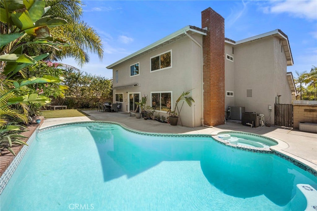 24843 Via Santa Cruz, Mission Viejo, CA 92692 24843 Via Santa Cruz, Mission Viejo, CA 92692