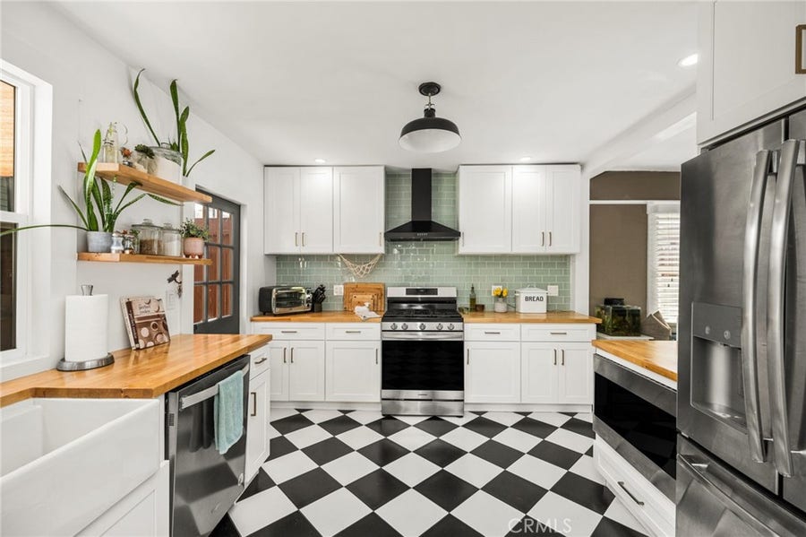 Property photo for 1430 Temple Avenue, Long Beach, CA
