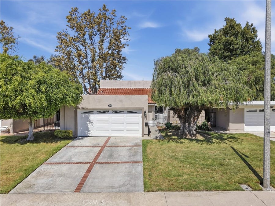 Property photo for 10803 Los Jardines E, Fountain Valley, CA