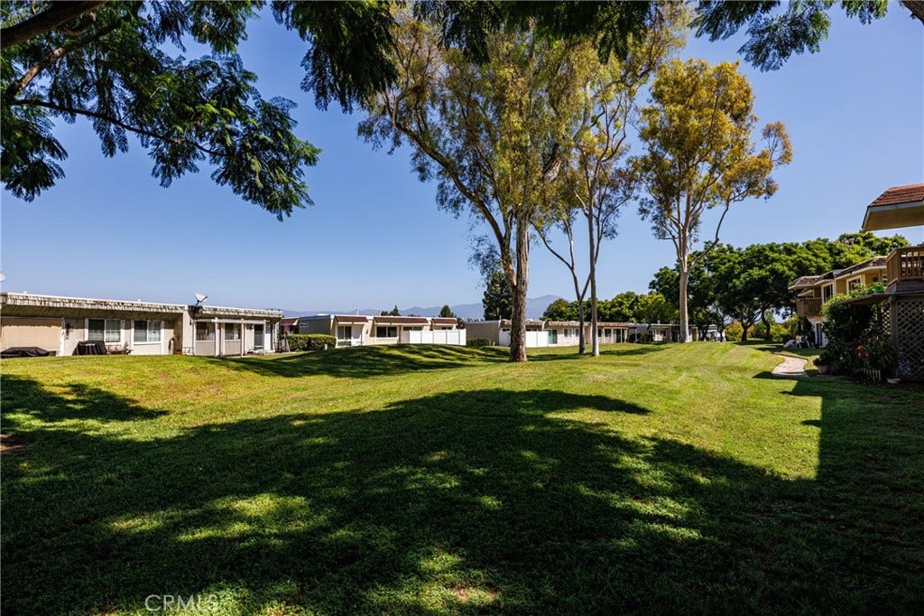 23306 Caminito Marcial, #76, Laguna Hills, CA 92653 23306 Caminito Marcial, #76, Laguna Hills, CA 92653