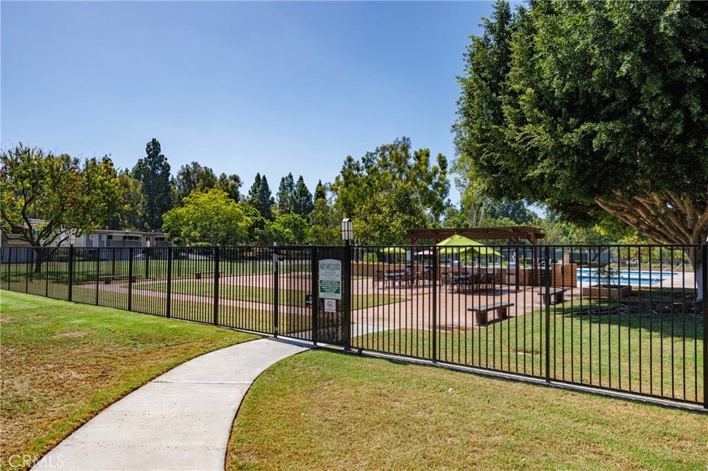 23306 Caminito Marcial, #76, Laguna Hills, CA 92653 23306 Caminito Marcial, #76, Laguna Hills, CA 92653