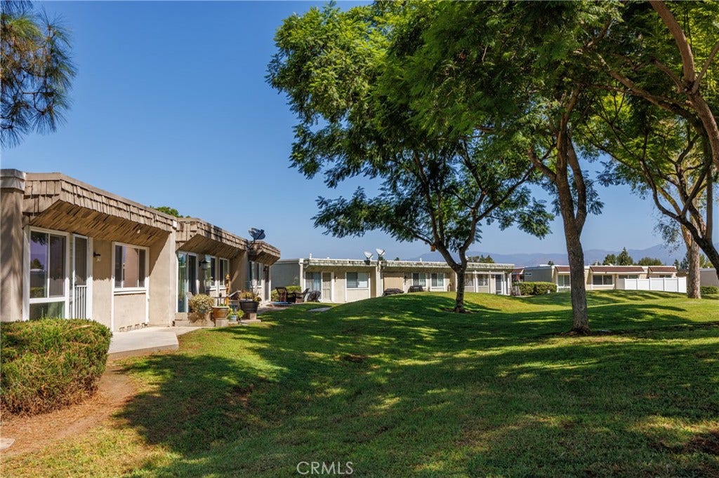 23306 Caminito Marcial, #76, Laguna Hills, CA 92653 23306 Caminito Marcial, #76, Laguna Hills, CA 92653