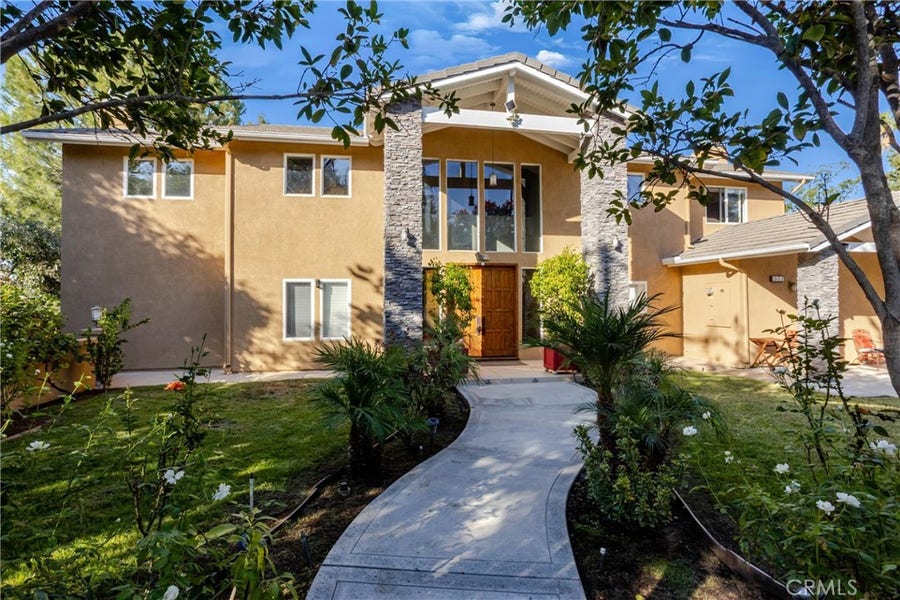 Property photo for 1377 Knoll Road, Redlands, CA