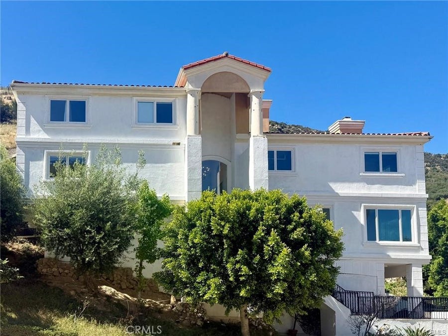 Property photo for 43 Flintlock Lane, Bell Canyon, CA