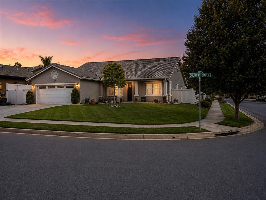 Property photo for 35579 Country Creek Drive, Yucaipa, CA