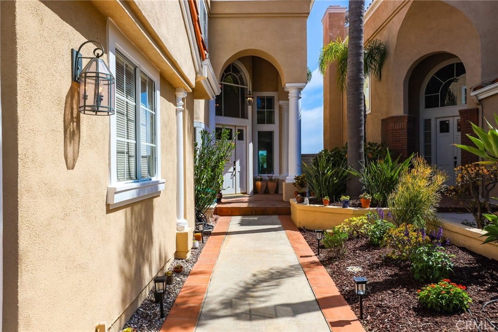 30602 La Vue, Laguna Niguel, CA 92677 30602 La Vue, Laguna Niguel, CA 92677