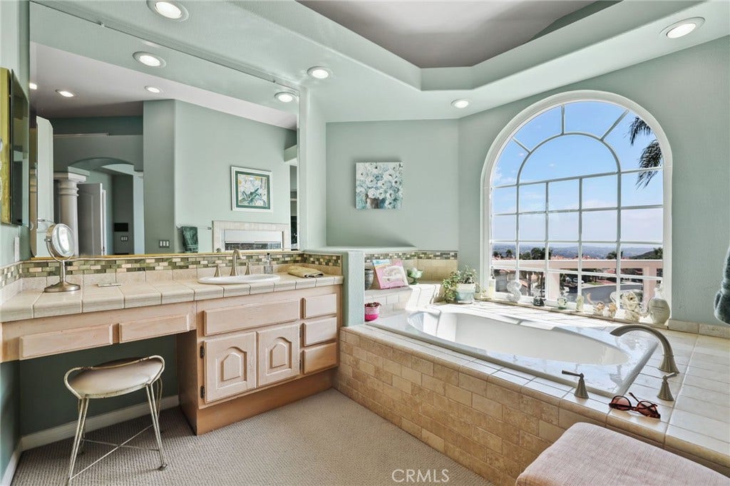 30602 La Vue, Laguna Niguel, CA 92677 30602 La Vue, Laguna Niguel, CA 92677