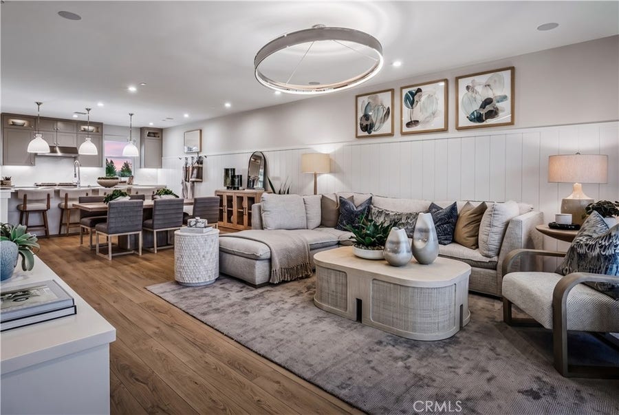 Property photo for 117 Sawtelle, Irvine, CA